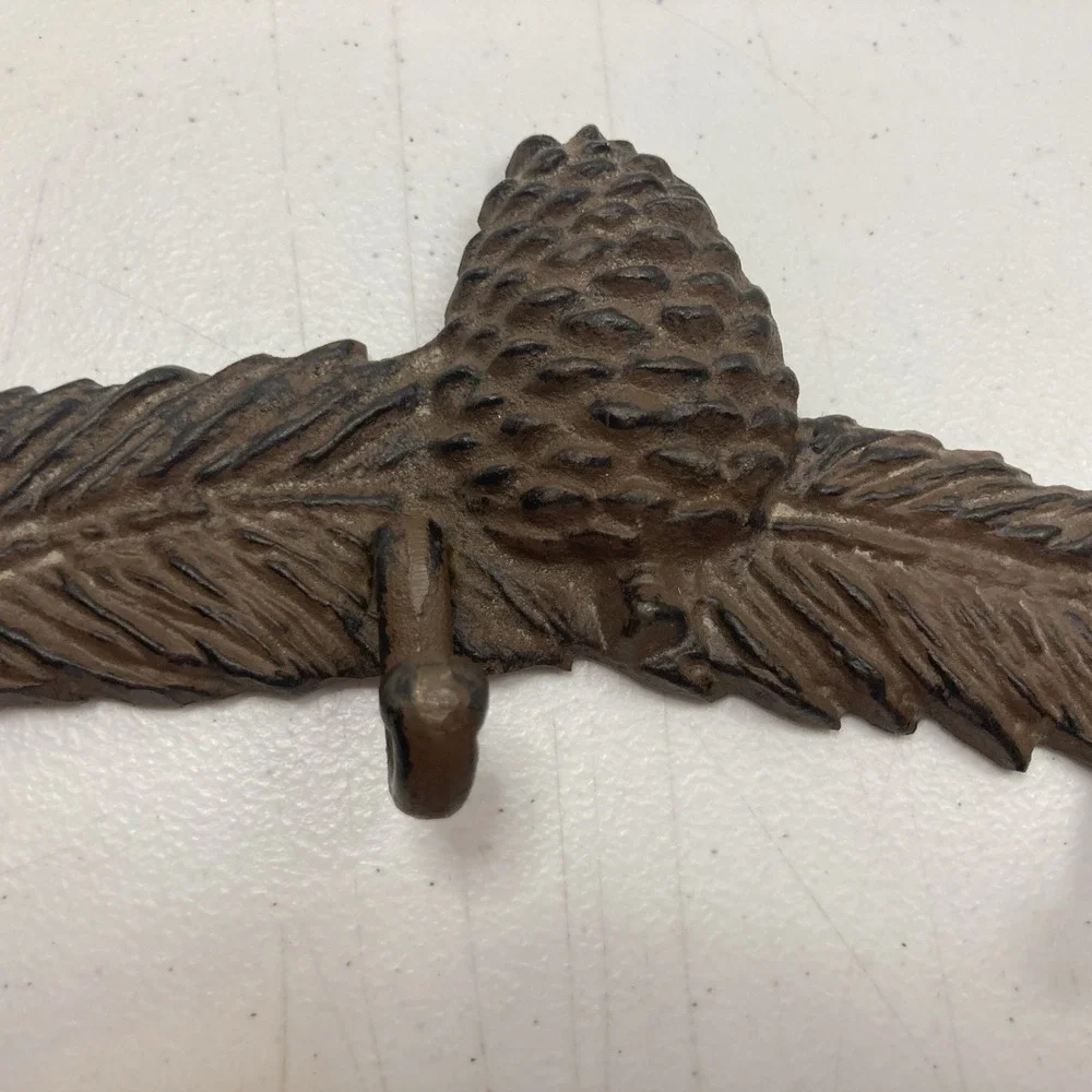 VTG Cast Iron Coat Hanger Key Hook Wall Mount Acorn‎ Fall Cabin Country 14